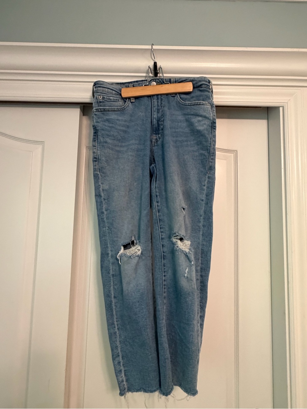 True Religion Starr high rise straight crop in size 30